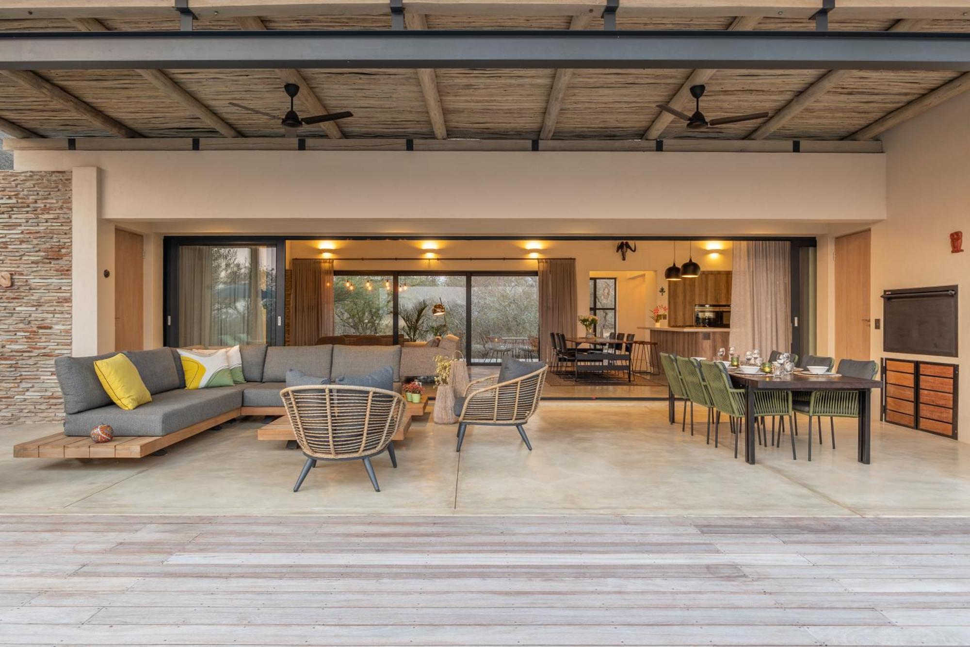 Villa Lanterfant - Luxury Stay In Nature - Solar Powered Hoedspruit Exterior photo